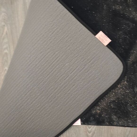 Juicy Couture Home Shimmer Plush Accent Rug - Picture 9 of 11